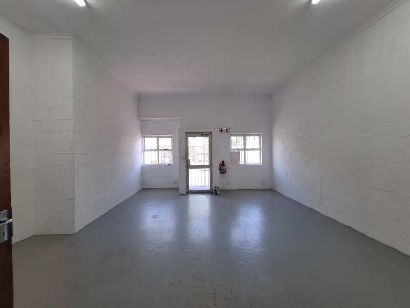 To Let commercial Property for Rent in Marconi Beam Industria Western Cape